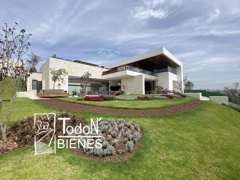 DEPA RENTA TORRE HEM ALCUMBRE Lomas de Angelópolis PUEBLA