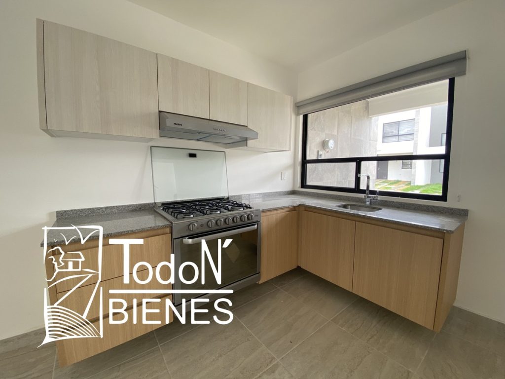 CASA VENTA LA RAYANA Lomas de Angelópolis CASCATTA PUEBLA