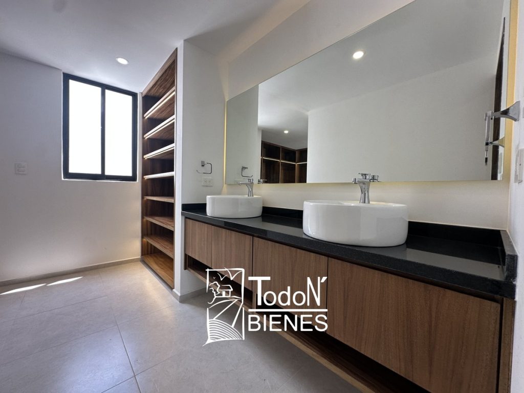 CASA VENTA PARQUE VIENA Lomas de Angelópolis 2 PUEBLA