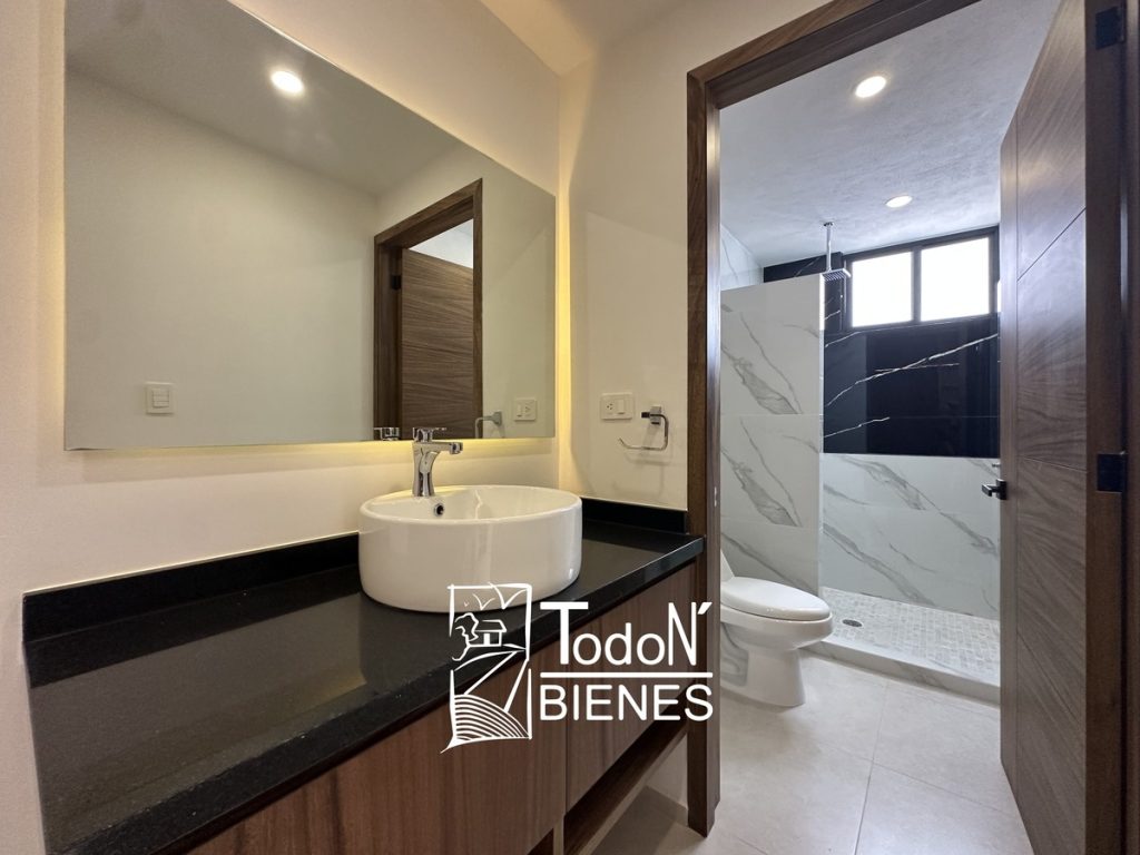 CASA VENTA PARQUE VIENA Lomas de Angelópolis 2 PUEBLA