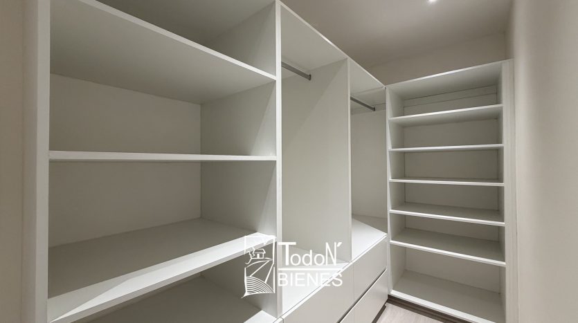 CASA VENTA MALTA Lomas de Angelópolis H23