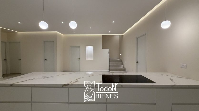 CASA VENTA MALTA Lomas de Angelópolis H23