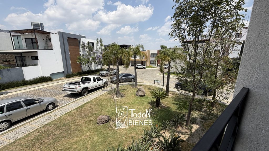 CASA VENTA PARQUE MONACO Lomas de Angelópolis 2 PUEBLA