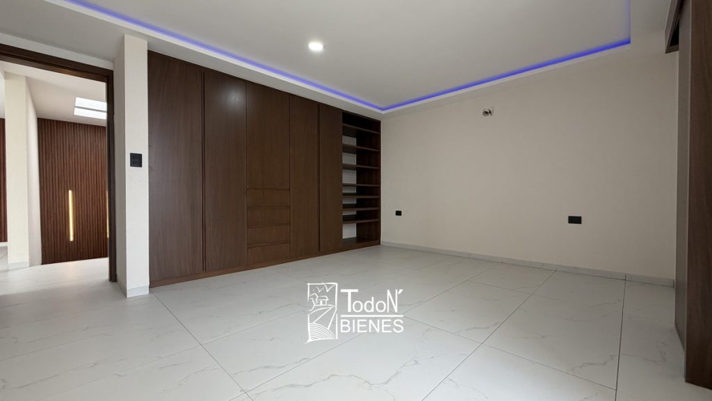 CASA VENTA PARQUE MONACO Lomas de Angelópolis 2 PUEBLA