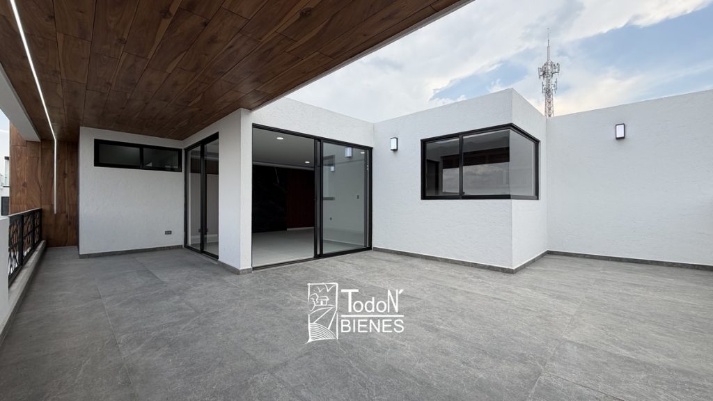 CASA VENTA PARQUE MONACO Lomas de Angelópolis 2 PUEBLA