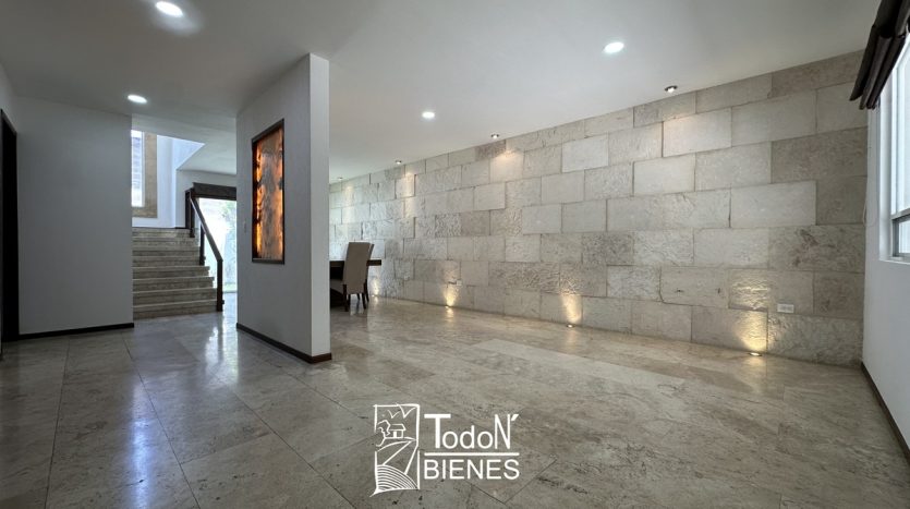Venta casa castellana Lomas de Angelópolis Puebla