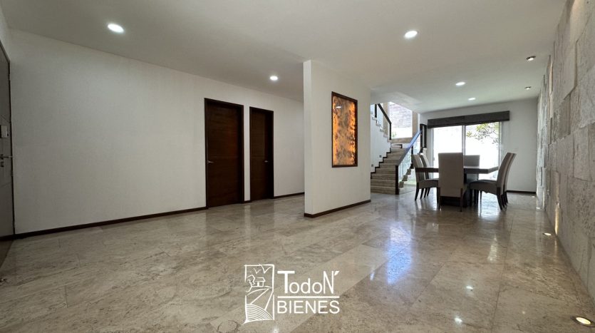 Venta casa castellana Lomas de Angelópolis Puebla