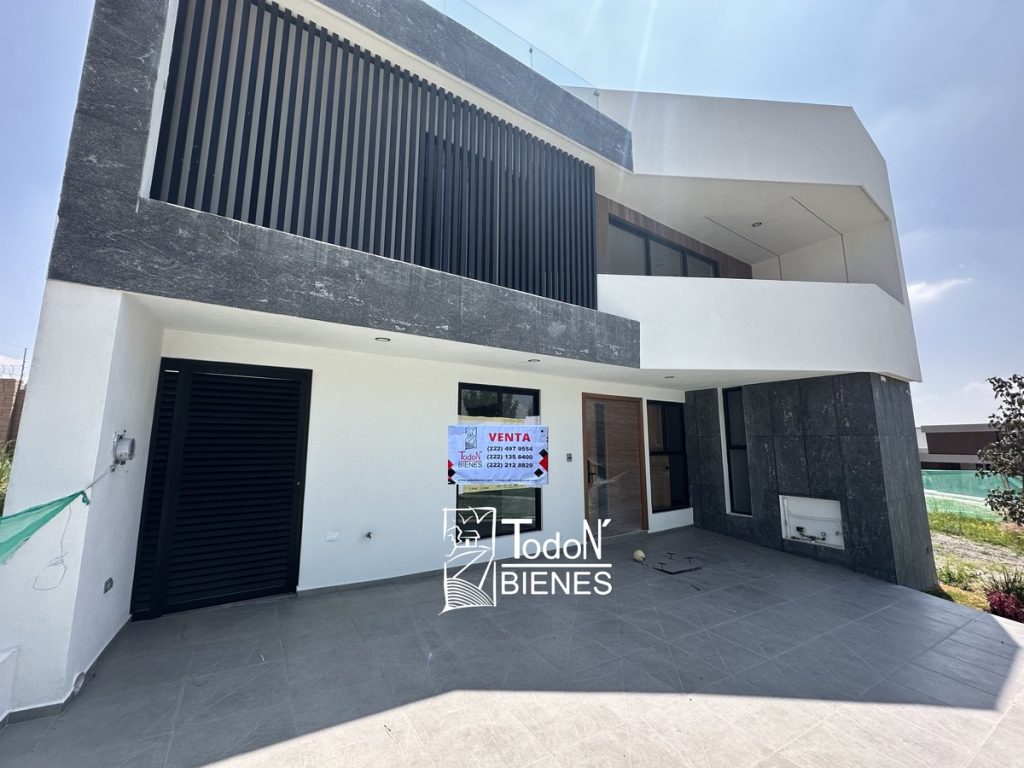 Casa venta san marino Lomas de Angelópolis 2 PUEBLA
