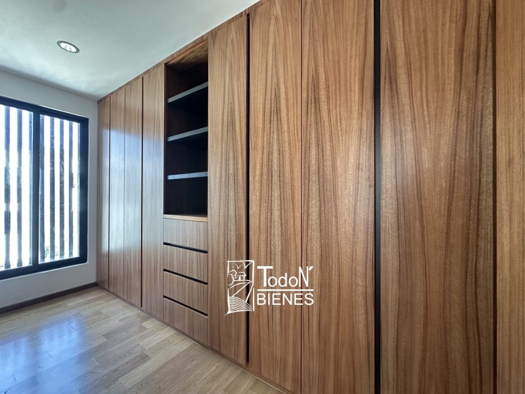 Casa venta san marino Lomas de Angelópolis 2 PUEBLA