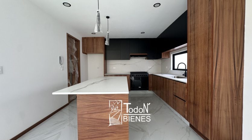 Casa venta san marino Lomas de Angelópolis 2 PUEBLA