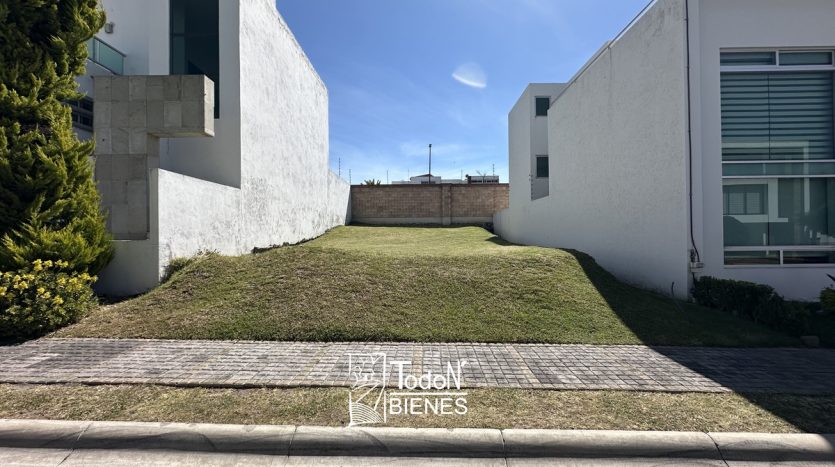 Venta terreno parque plata Lomas de Angelópolis Puebla