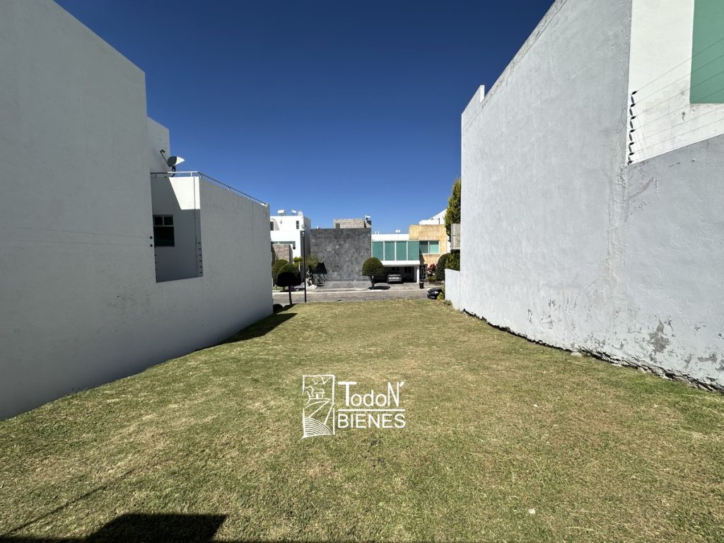 Venta terreno parque plata Lomas de Angelópolis Puebla