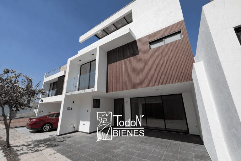 CASA VENTA RENTA PARQUE MEXICO Lomas de Angelópolis Puebla
