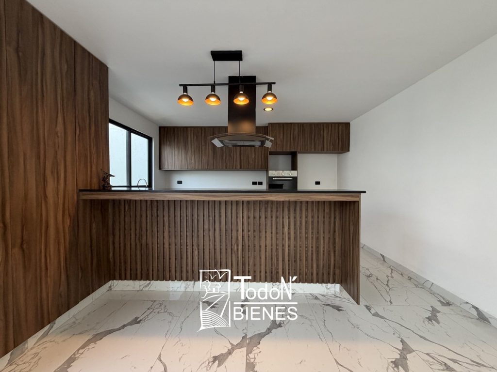 CASA VENTA RENTA PARQUE MEXICO Lomas de Angelópolis Puebla
