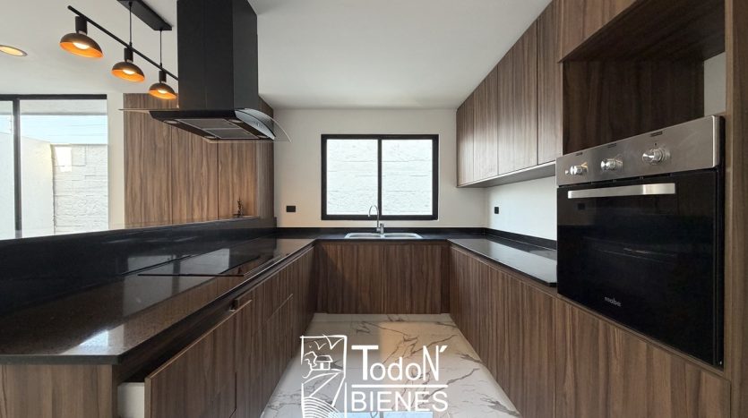 CASA VENTA RENTA PARQUE MEXICO Lomas de Angelópolis Puebla