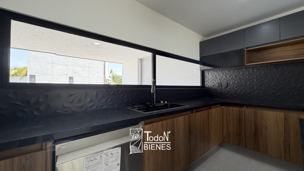 CASA VENTA SONORA Lomas de Angelópolis PUEBLA