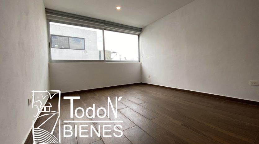 Renta casa Lomas de Angelópolis parque lisboa Puebla