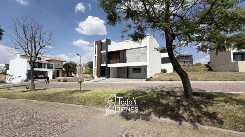 CASA VENTA PARQUE GRAN RESERVA Lomas de Angelópolis Cascatta Puebla