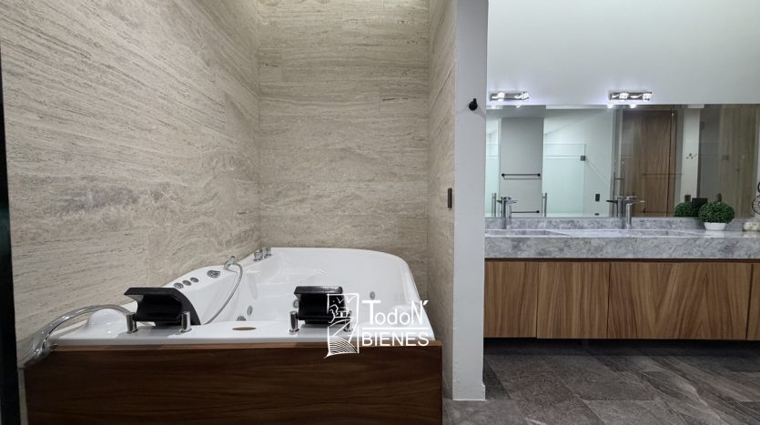 CASA VENTA PARQUE GRAN RESERVA Lomas de Angelópolis Cascatta Puebla