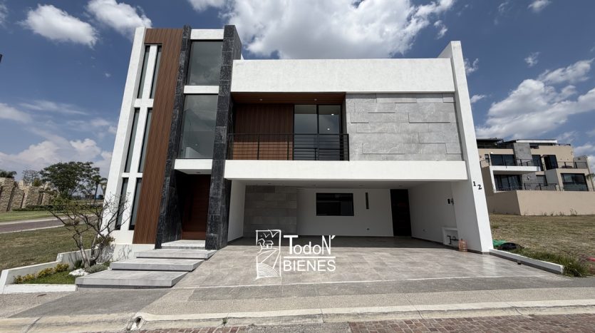 CASA VENTA PARQUE GRAN RESERVA Lomas de Angelópolis Cascatta Puebla