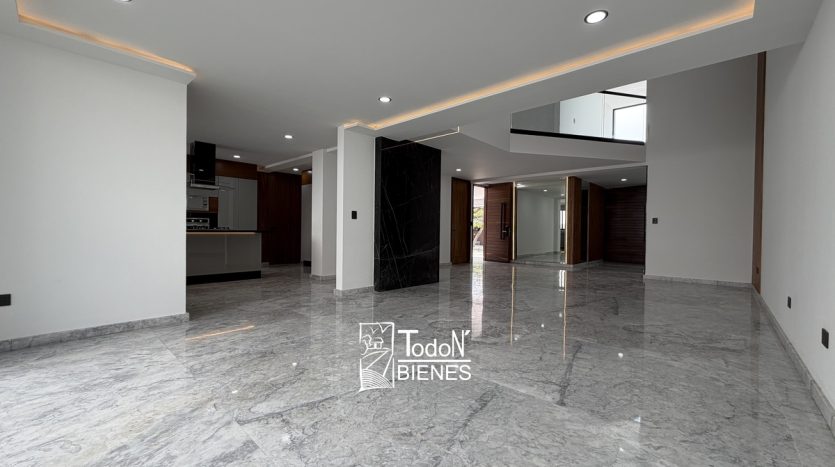 CASA VENTA PARQUE GRAN RESERVA Lomas de Angelópolis Cascatta Puebla