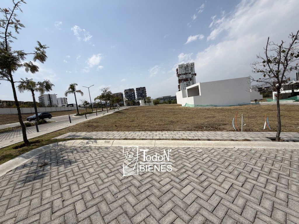 Venta terreno Lomas de Angelópolis Cascatta Parque Adara Puebla