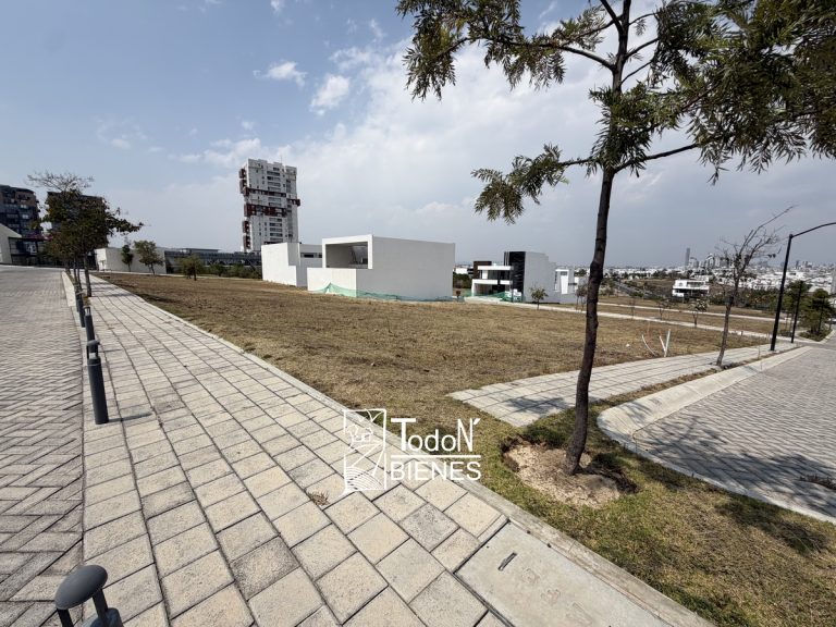 Venta terreno Lomas de Angelópolis Cascatta Parque Adara Puebla