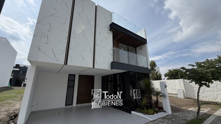 CASA VENTA ALVEA Lomas de Angelópolis Cascatta Puebla