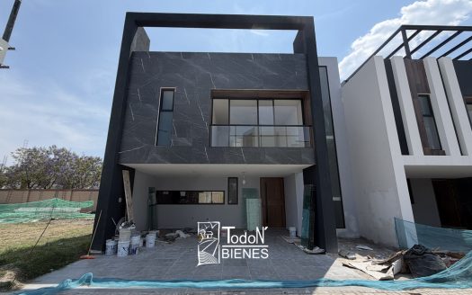 CASA VENTA SONORA Lomas de Angelópolis Puebla