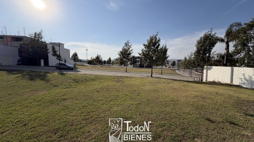 VENTA TERRENO CAPRI Lomas de Angelópolis PUEBLA