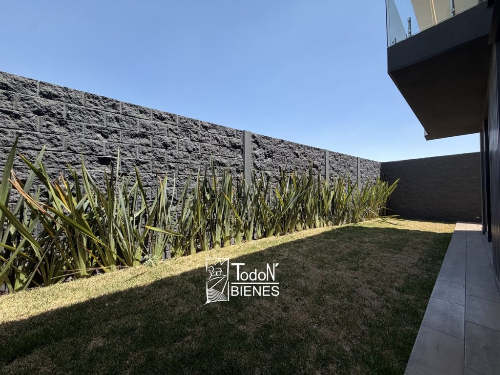 Venta casa Lomas de Angelópolis Parque Viena PUEBLA