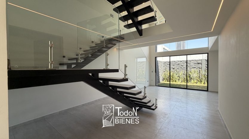 Venta casa Lomas de Angelópolis Parque Viena PUEBLA