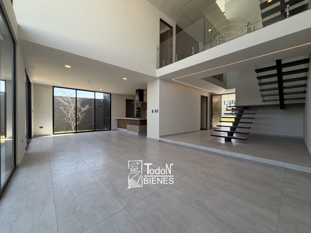 Venta casa Lomas de Angelópolis Parque Viena PUEBLA