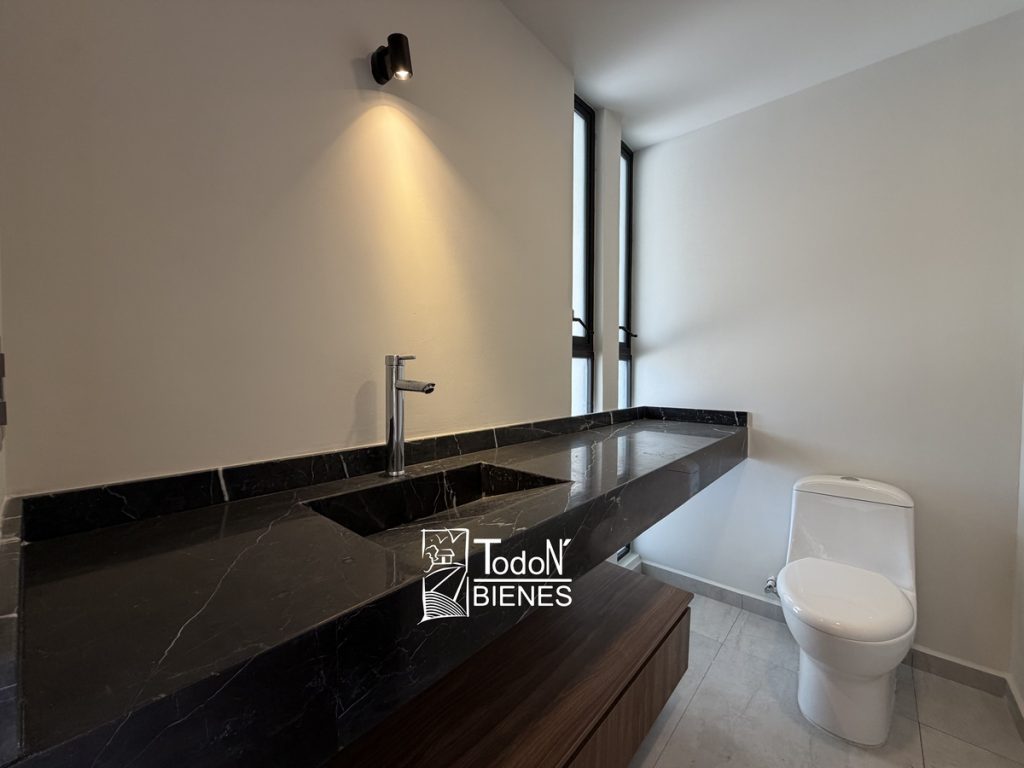Venta casa Lomas de Angelópolis Parque Viena PUEBLA