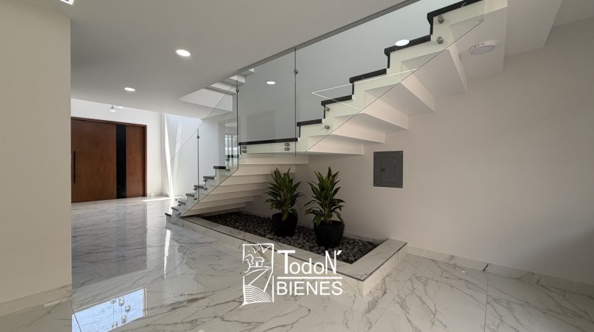 Venta de casa en Dublin Lomas