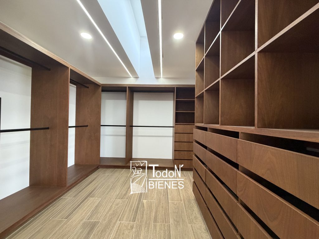 Venta de casa en Dublin Lomas