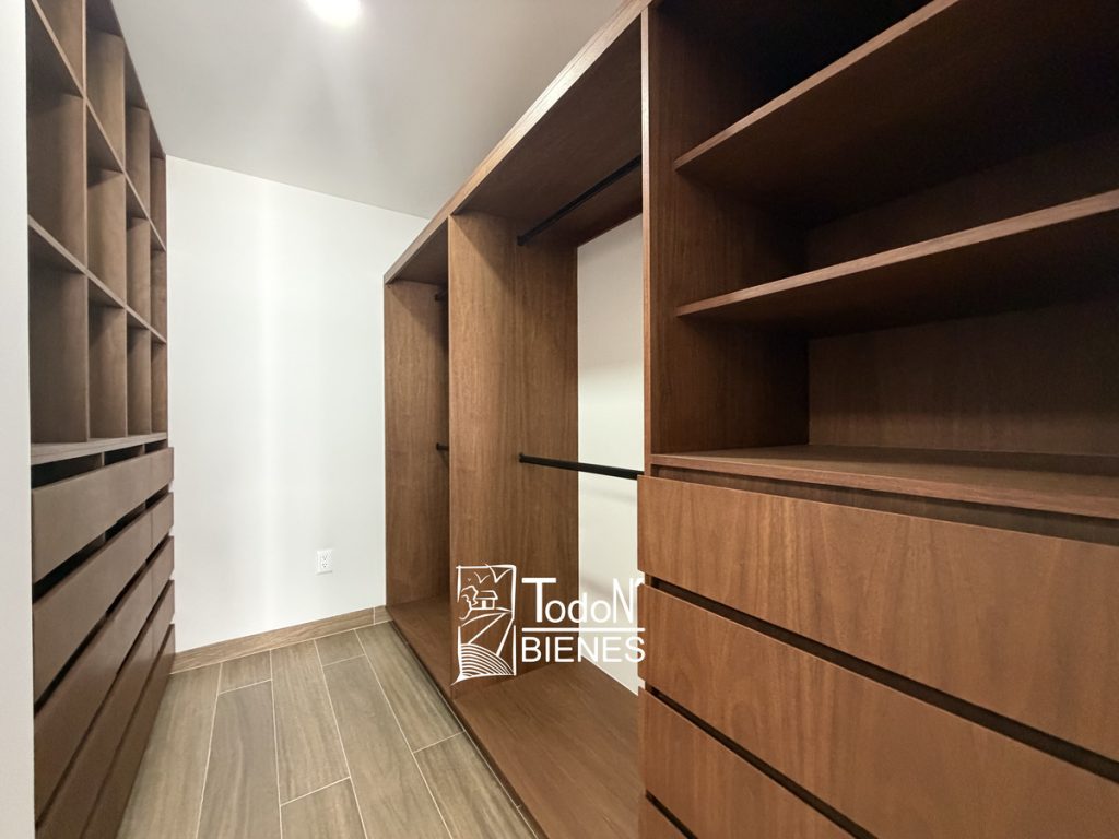 Venta de casa en Dublin Lomas
