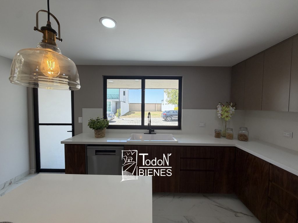 Venta de casa en Dublin Lomas