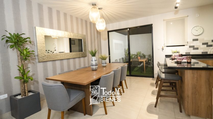 Venta casa la rioja Lomas de Angelópolis zinfandel