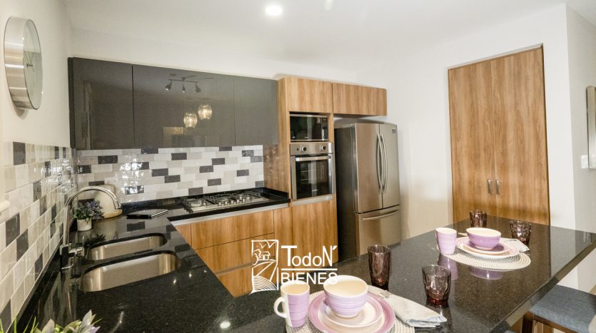 Venta casa la rioja Lomas de Angelópolis zinfandel