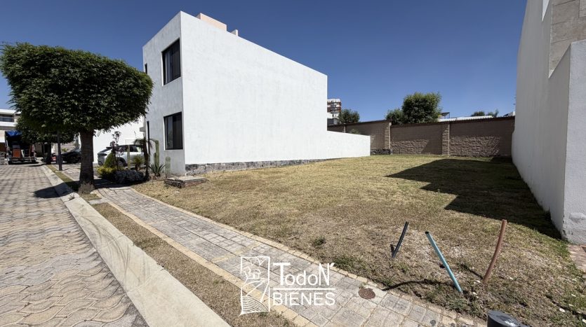 Venta terreno FRENTE AREA VERDELomas de Angelópolis parque guanajuato PUEBLA