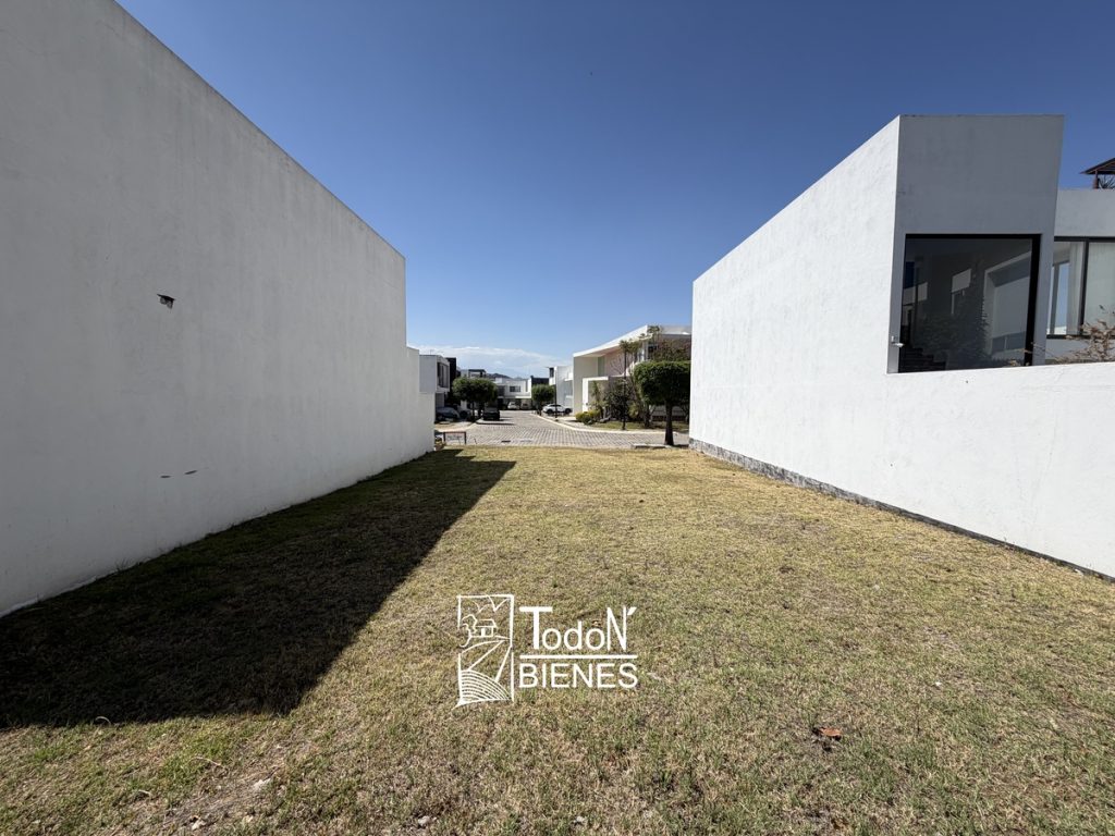 Venta terreno FRENTE AREA VERDELomas de Angelópolis parque guanajuato PUEBLA
