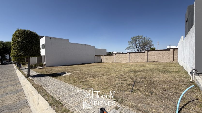 Venta terreno Lomas de Angelópolis Cascatta parque michoacan Puebla