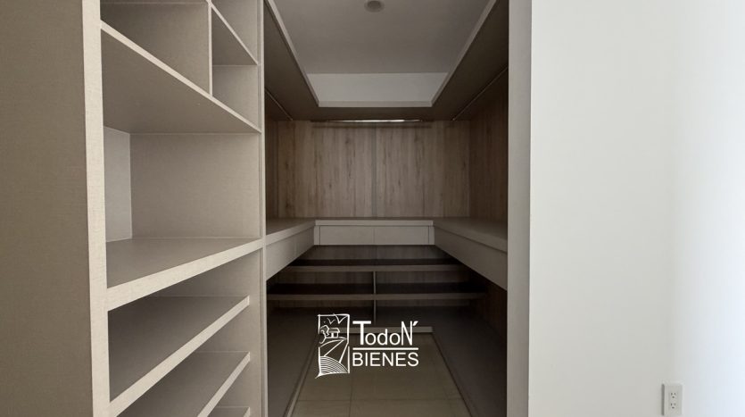 CASA VENTA ALTARIA Lomas de Angelópolis Cascatta Puebla