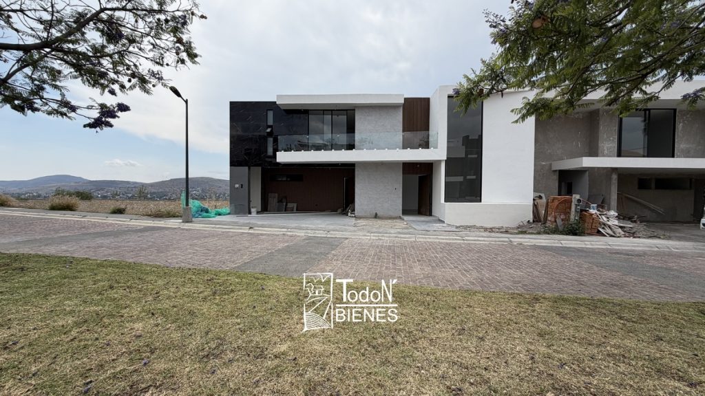 CASA VENTA PARQUE GRAN RESERVA Lomas de Angelópolis cascatta Puebla