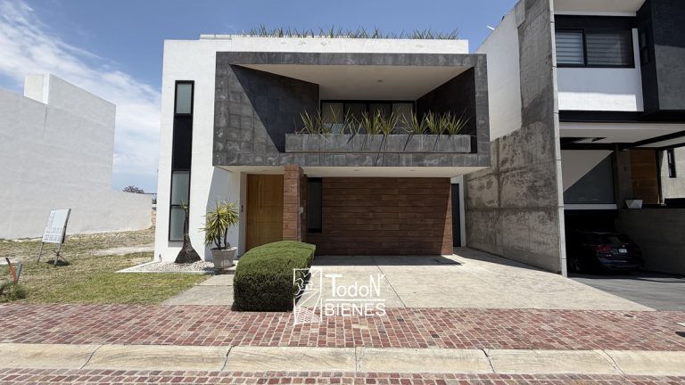 CASA VENTA PARQUE LA LOMA Lomas de Angelópolis Cascatta Puebla