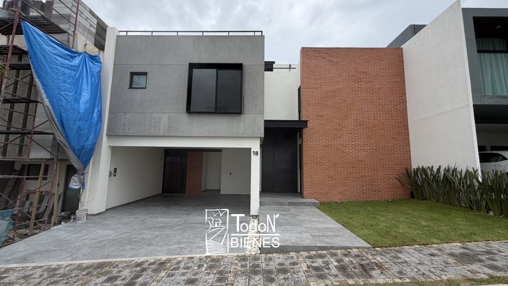 CASA VENTA VILLAHERMOSA Lomas de Angelópolis 2 Puebla