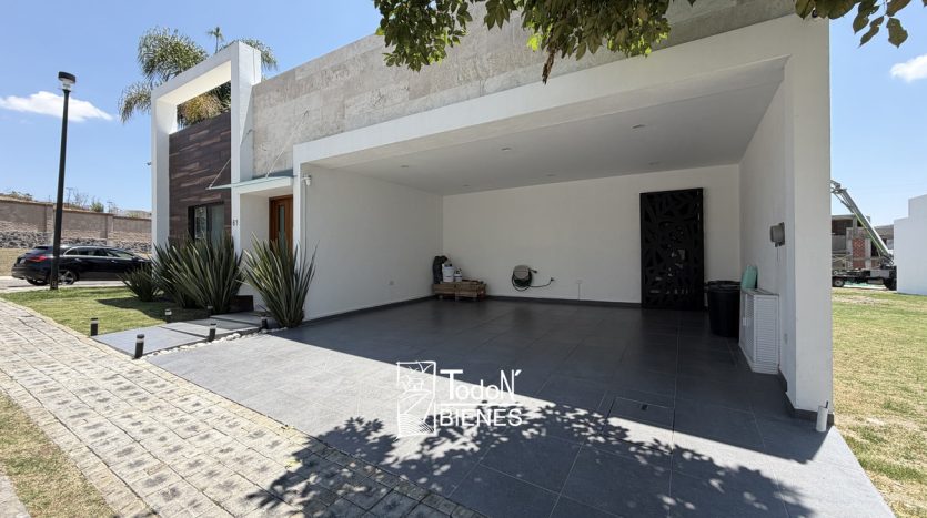 CASA VENTA VILLAHERMOSA Lomas de Angelópolis PUEBLA