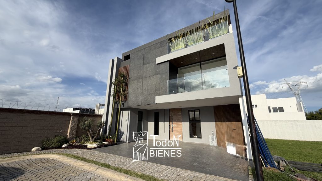 CASA VENTA PARQUE CHIAPAS Lomas de Angelópolis Cascatta Puebla