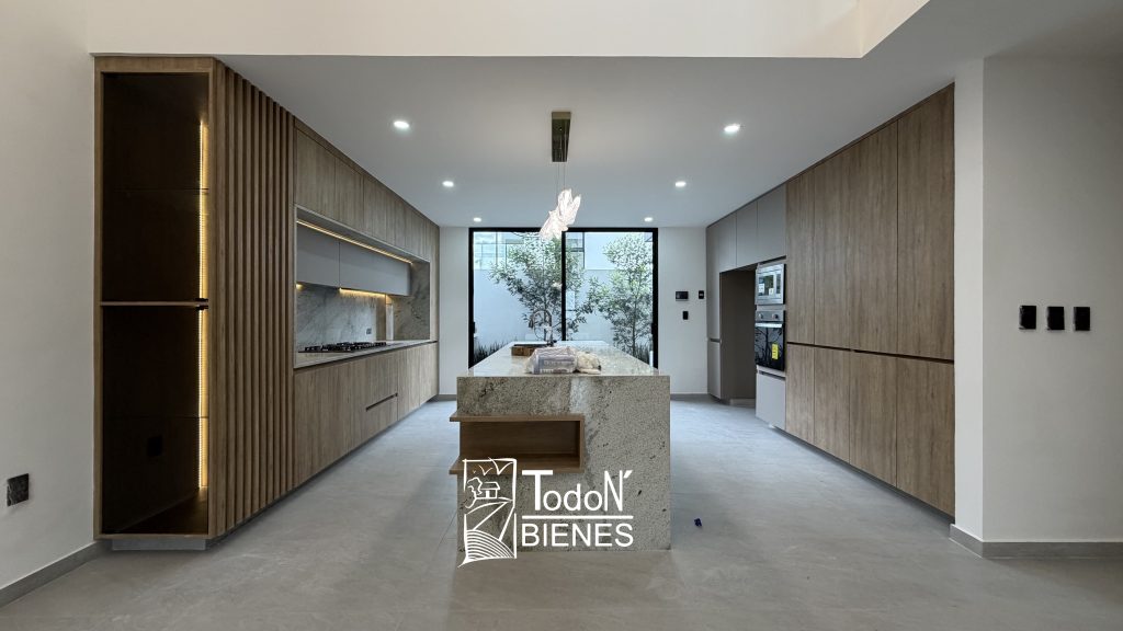 CASA VENTA PARQUE CHIAPAS Lomas de Angelópolis Cascatta Puebla